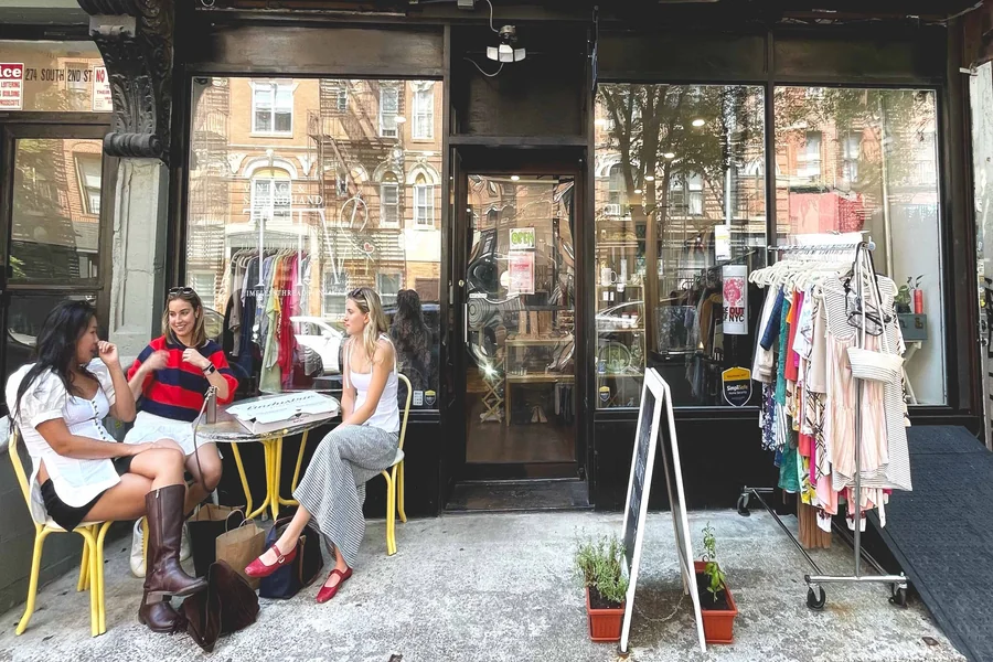 Vintage Clothing in Top Shape