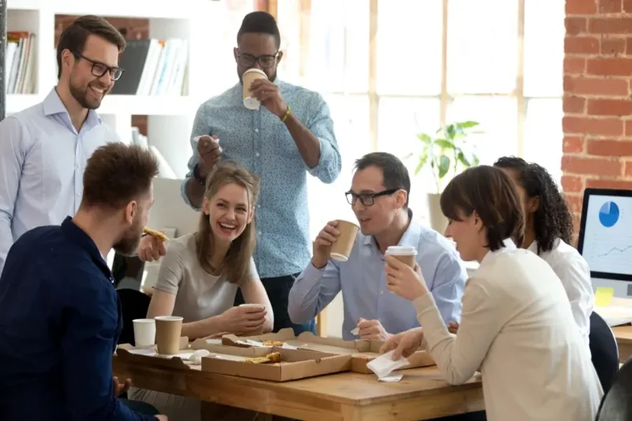 Smart Recruiting: Building a Strong Company Culture from Day One