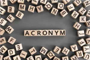 How Abbreviations Shape the Way We Understand Information